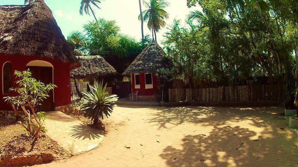Waikiki Resort Pwani Mchangani Exterior foto